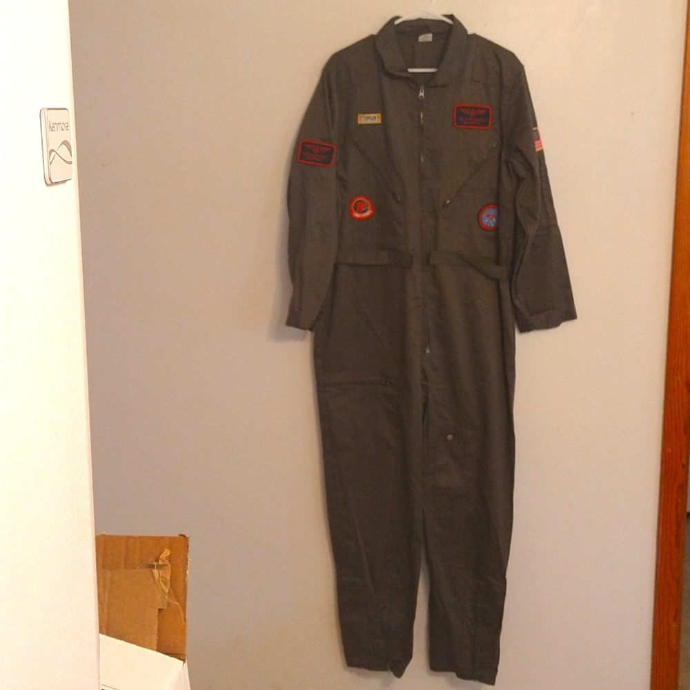 Top gun Maverick Halloween costume size Medium M
